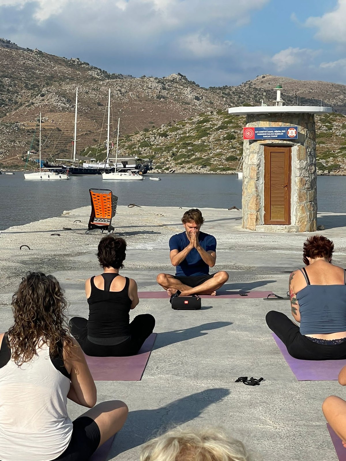 Yoga in de haven